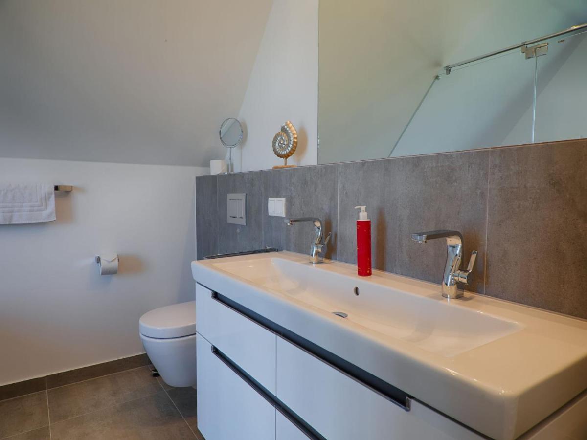 Reetland Am Meer - Luxus Reetdachvilla Mit 3 Schlafzimmern, Sauna Und Kamin F18 درانسكي المظهر الخارجي الصورة